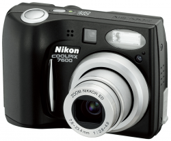 Nikon Coolpix 7600 Accessories