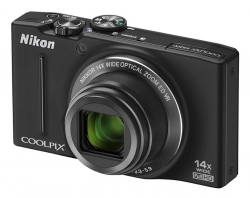 Nikon Coolpix S8200 Accessories