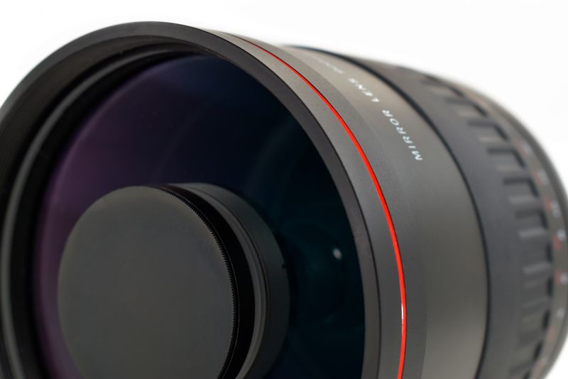 Gloxy 900-1800mm f/8.0 Telephoto Mirror Lens for Micro 4/3 + 2x Converter for Panasonic Lumix DMC-GF10